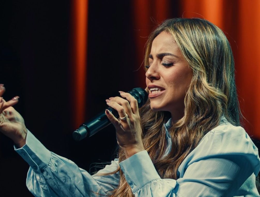 Gabriela Rocha fará a gravação de seu novo álbum nos EUA