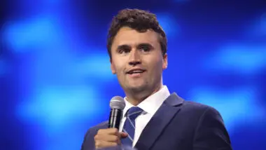 O que é a Turning Point USA, organização criada por Charlie Kirk