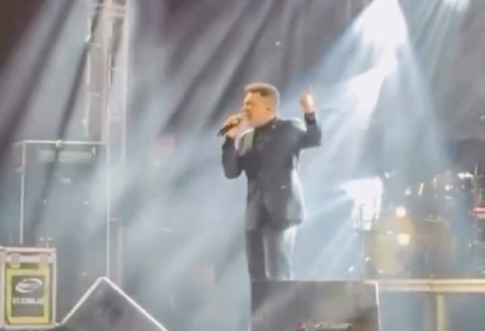 Feliciano é acusado de intolerância religiosa durante pregação em MG