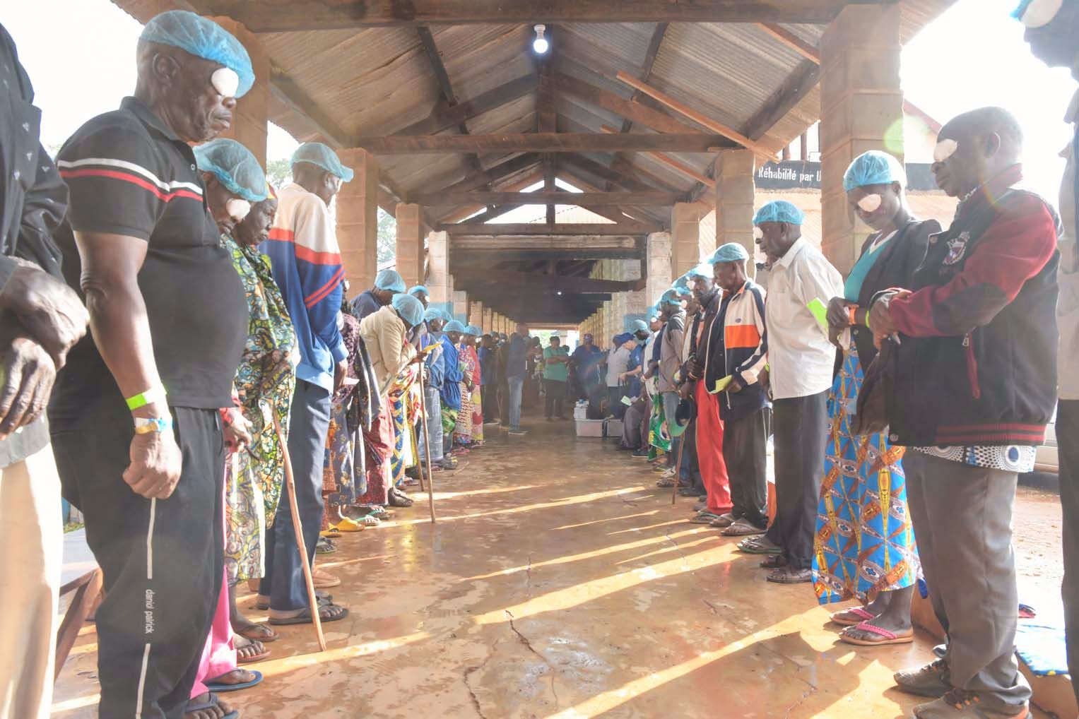 Missionários fazem mutirão de cirurgia de catarata e mais de 300 aceitam Jesus