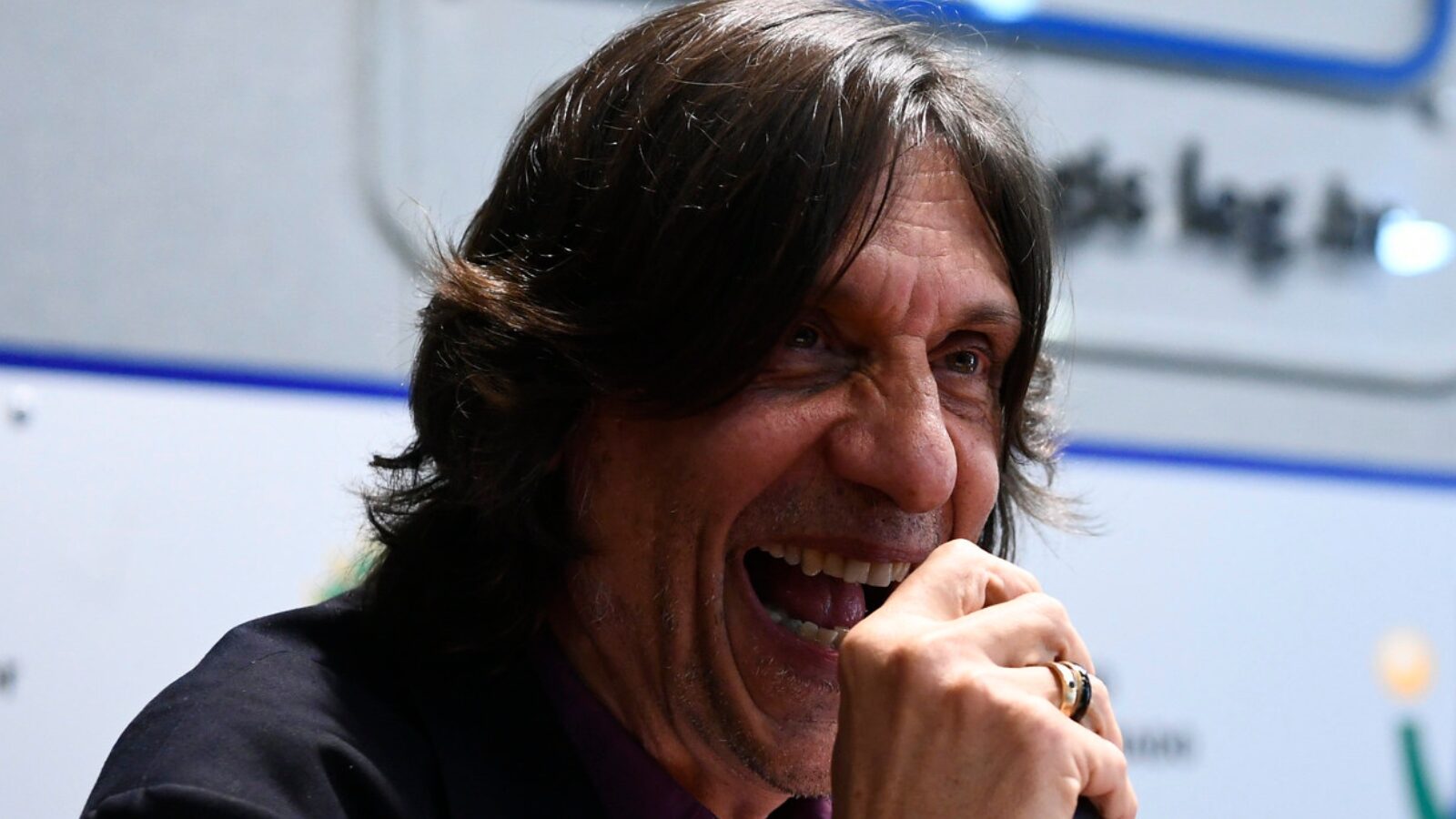 A metamorfose de “Peninha”: como Eduardo Bueno fez do ódio sua marca