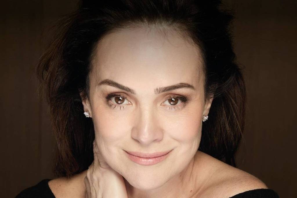 Gabriela Duarte diz que ficou estagnada na TV na 'prateleira da boa moça' por ser filha de Regina Duarte