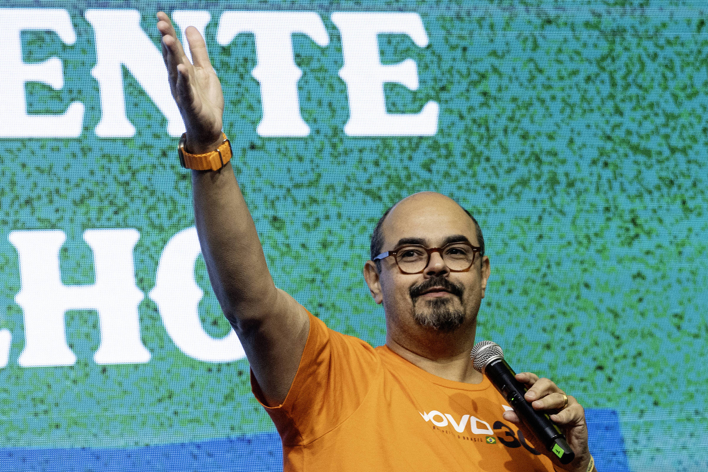 Vice-governador de Minas deixa o Novo e se filia ao PSD de Kassab; sigla de Zema enxerga traição