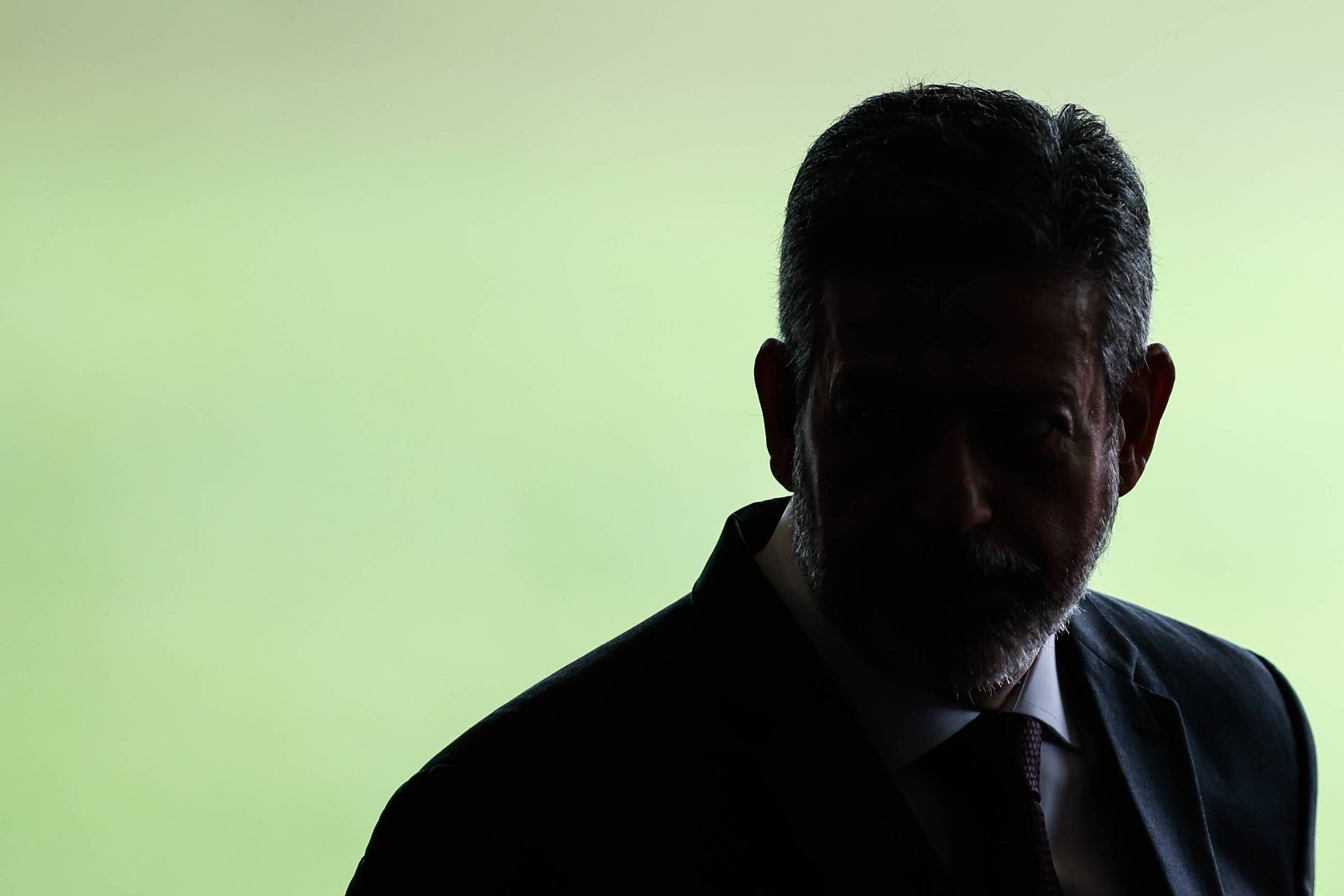 Centrão vê 3º fracasso de PEC da Blindagem em 4 anos, dessa vez com Senado posando de bom-moço