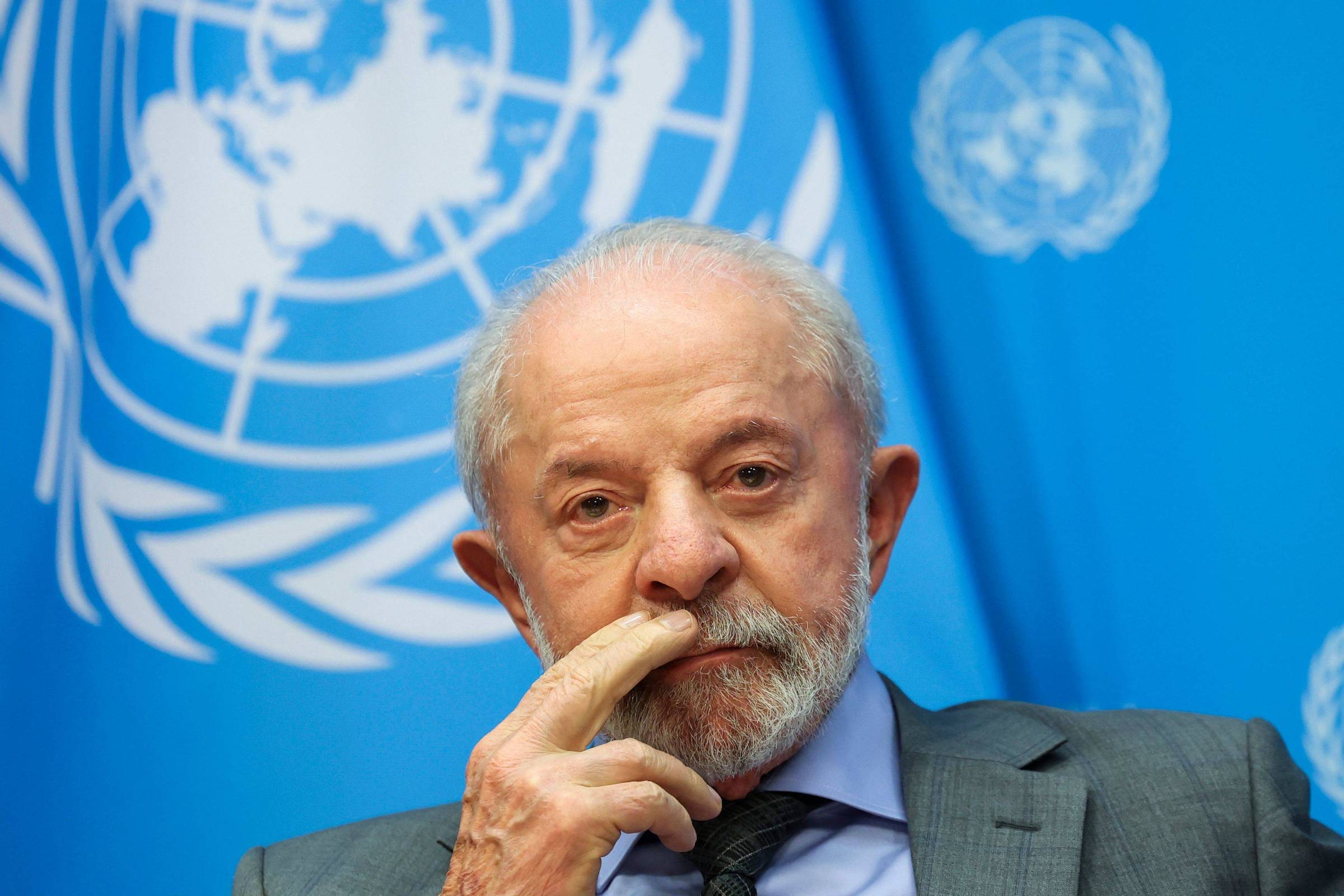 Lula volta dos EUA e deve definir trocas na equipe com Boulos e centrão