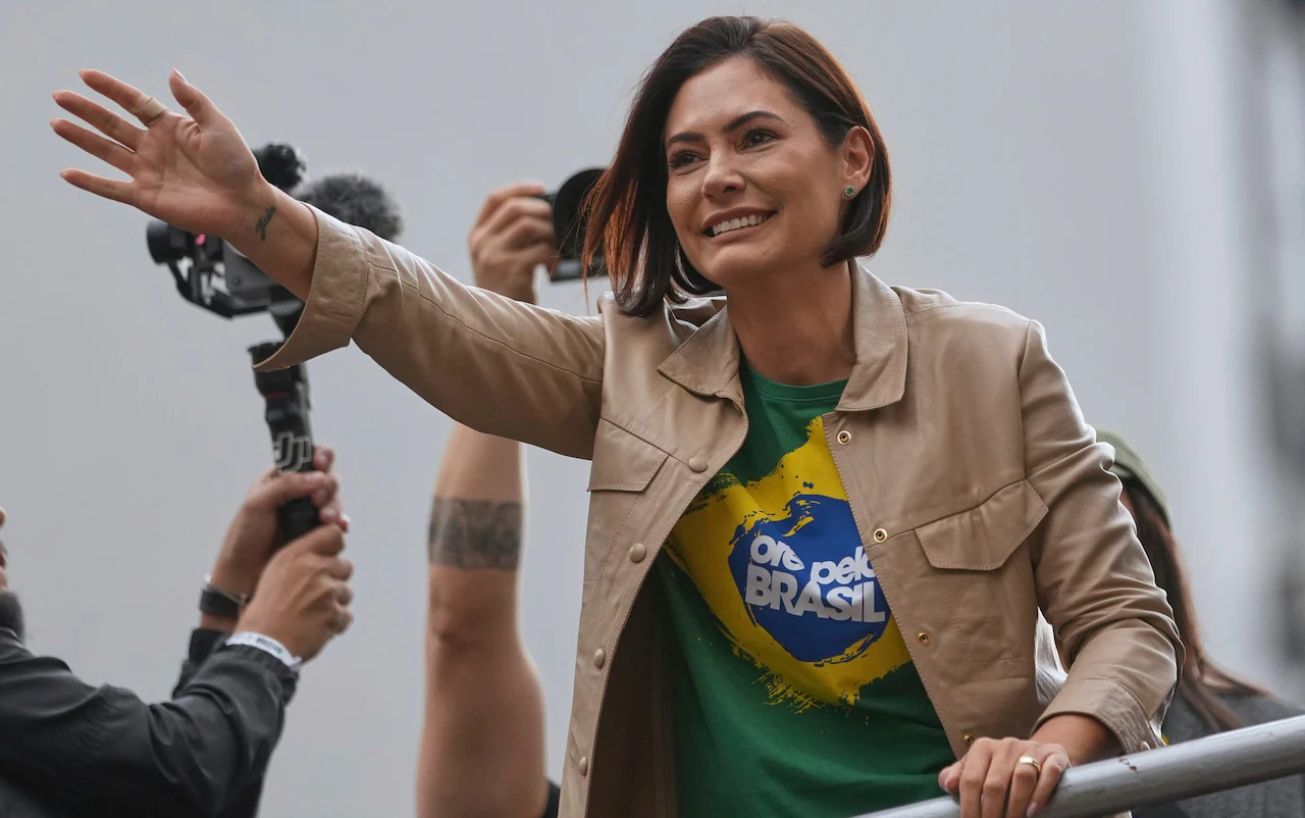 Michelle Bolsonaro promete ser ‘leoa’ na disputa pelo Planalto em 2026