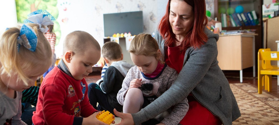 Agências da ONU querem reforço de políticas de cuidado na América Latina e Caribe