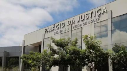 Servidores convocam assembleia e acionam TJ após votação de projeto adiado