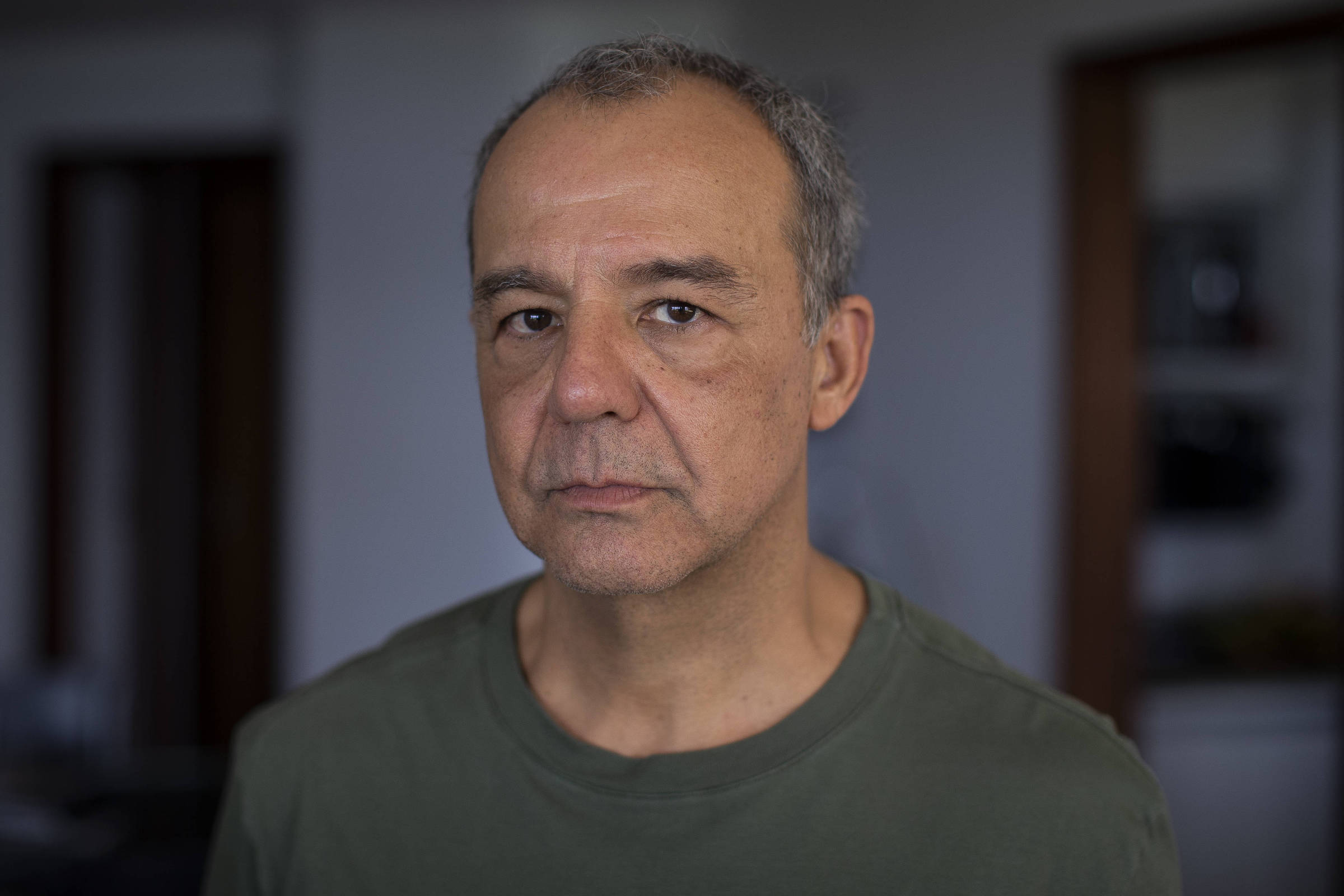 Justiça do RJ condena ex-governadores Pezão e Cabral por esquema em campanha de 2014