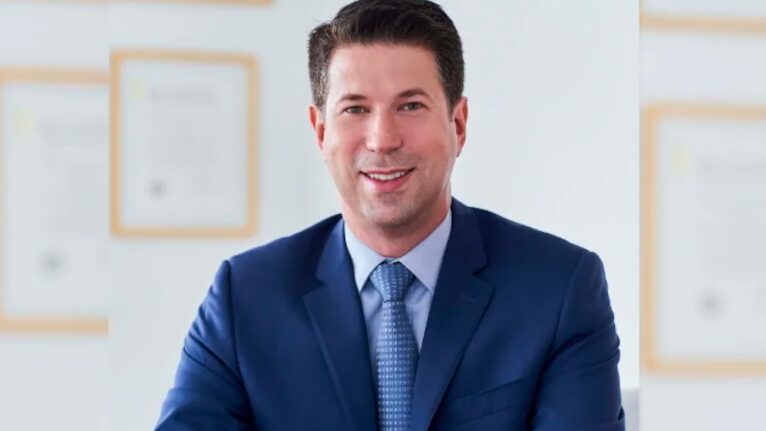 Professor da USP e fundador do Sou da Paz: quem é o brasileiro preso nos EUA 