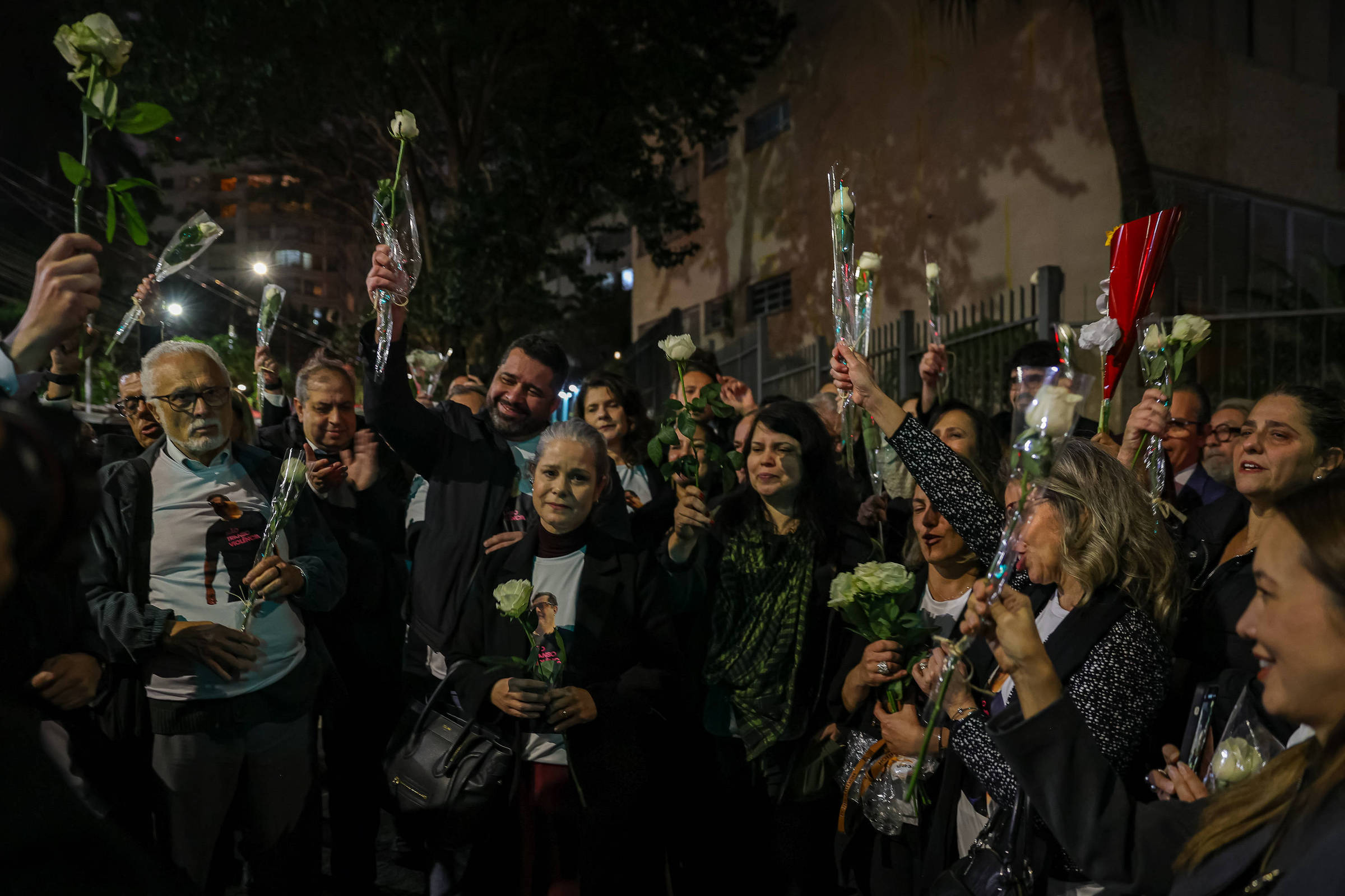 Últimas horas de Luiz Fernando Pacheco: na noite em que foi morto, advogado cantou e celebrou amor da mãe