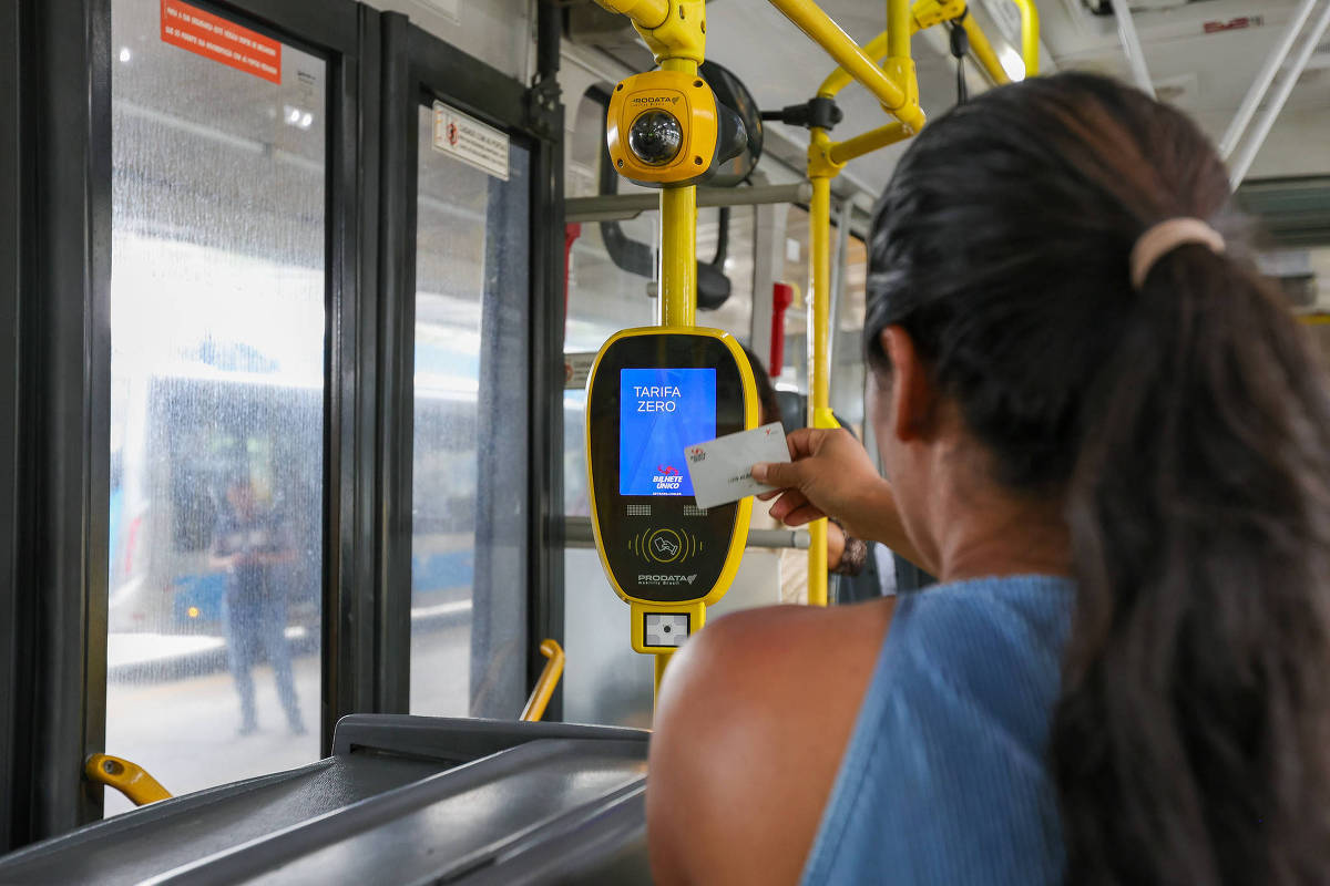 Governo quer tarifa zero como bandeira de Lula e prepara proposta