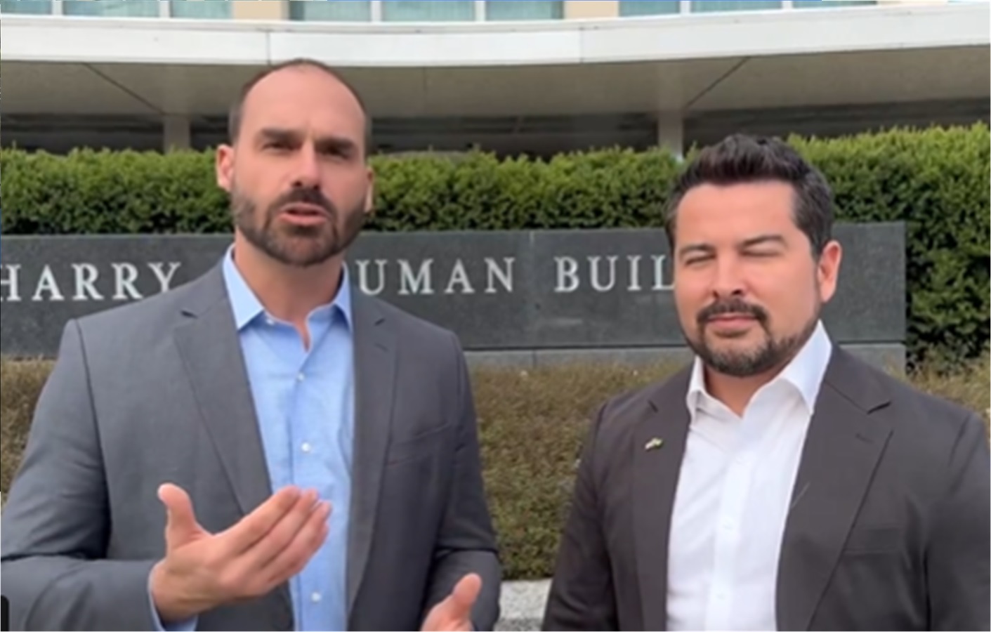 Reunião de Eduardo Bolsonaro com o Departamento de Estado dos EUA pressiona o governo