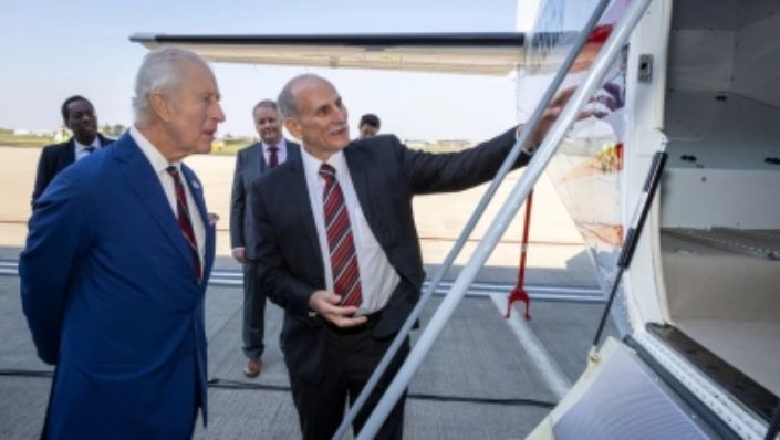 Missionários têm atuação em áreas remotas reconhecida pelo rei Charles