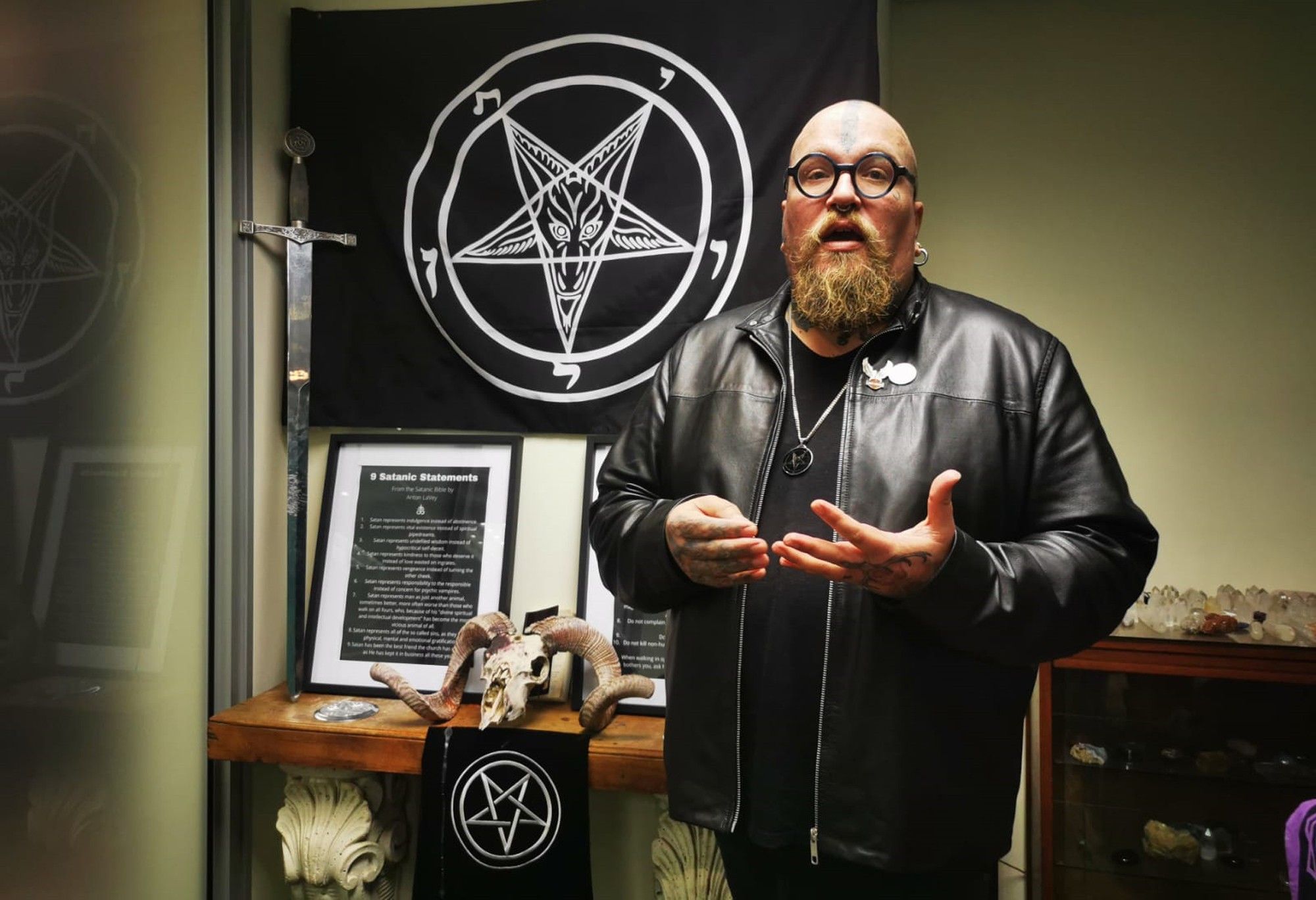 Dia das Bruxas: ex-satanista faz alerta sobre a realidade macabra por trás do Halloween