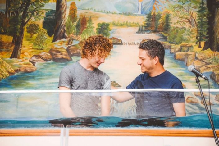 Sem visto, pastor brasileiro que levou igreja a crescer nos EUA decide se autodeportar