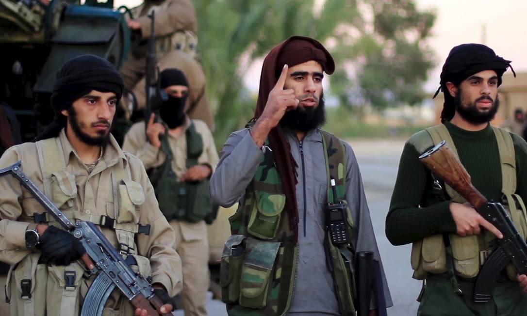 Estado Islâmico ameaça matar cristãos que não se converterem ou pagarem “impostos”