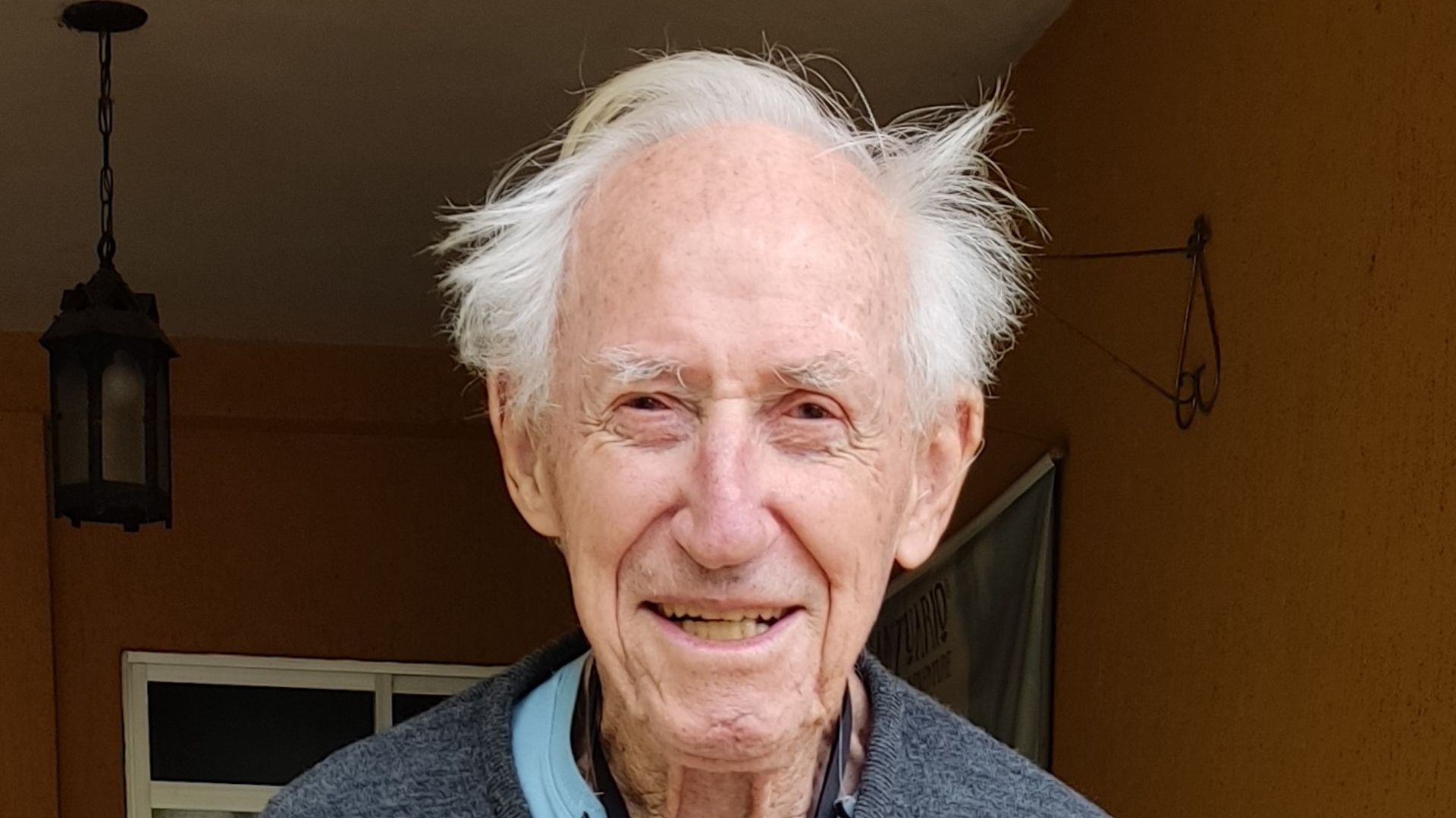 Ainda há seres humanos por aí