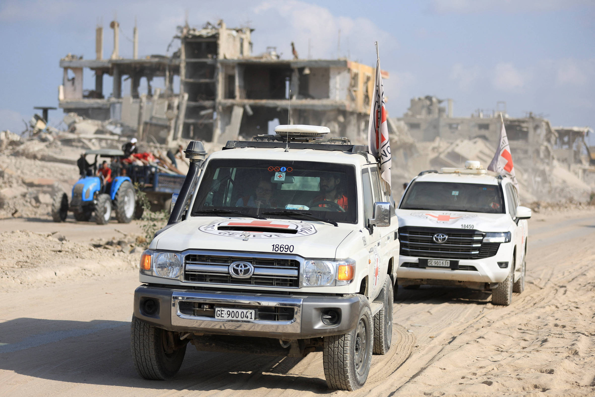 Israel anuncia reabertura permanente de passagem na Faixa de Gaza um mês após início de cessar-fogo