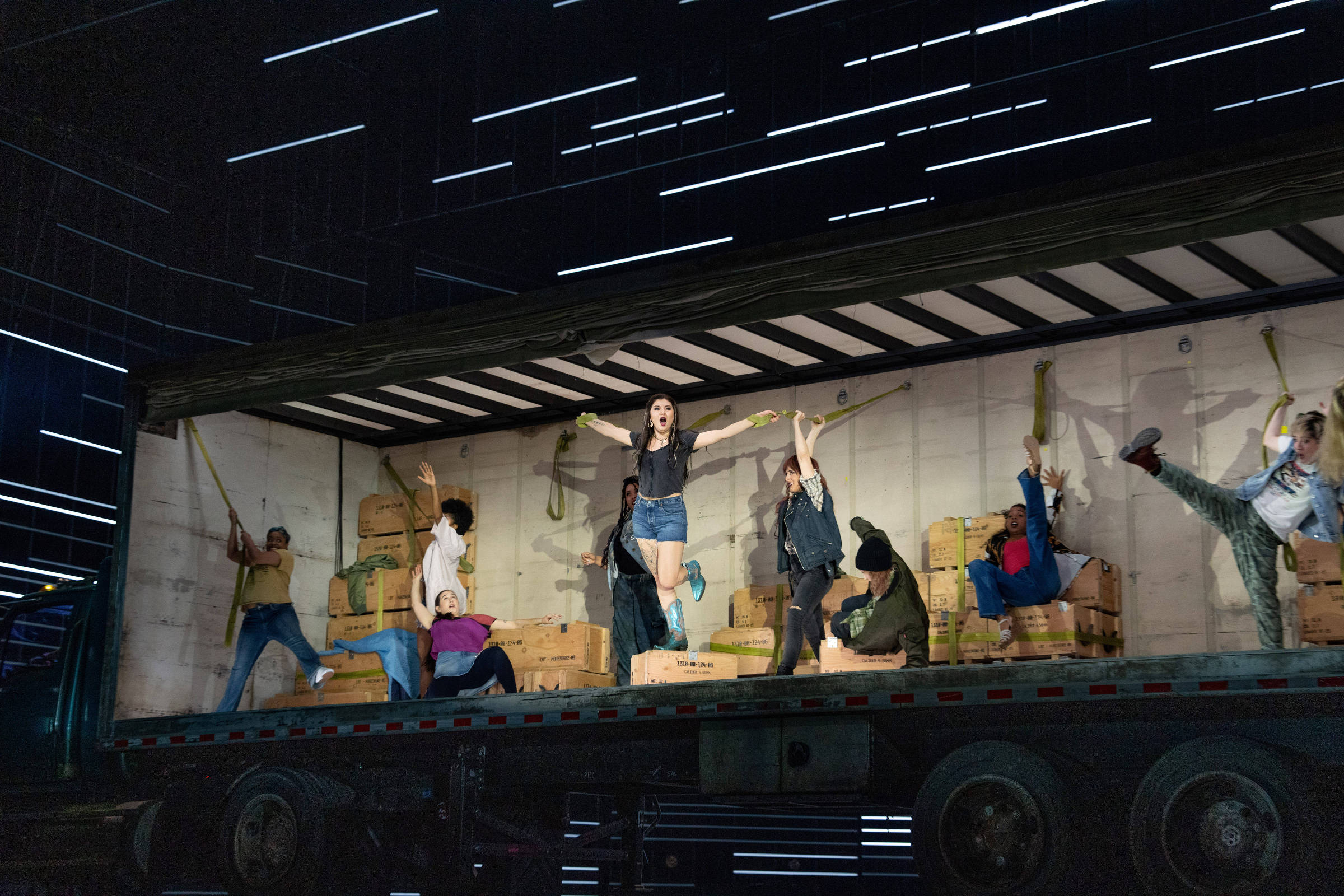 Manifestantes interrompem récita de 'Carmen' no Met Opera, em Nova York