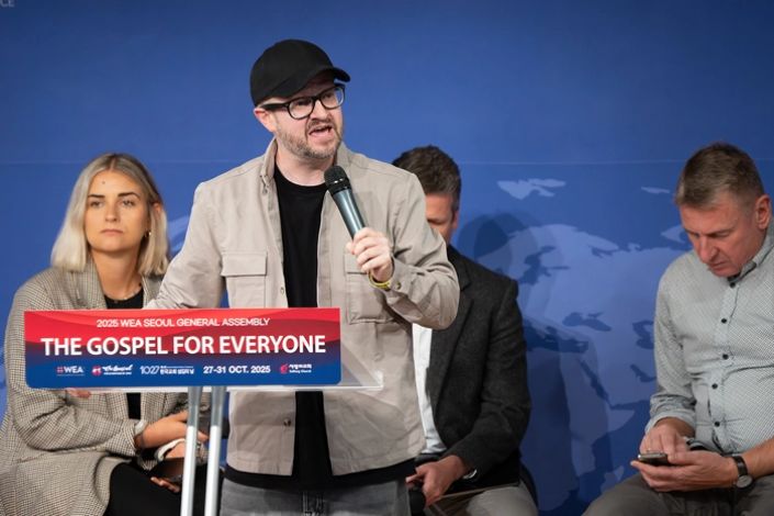 Preguem o Evangelho sem diluir a mensagem, diz evangelista ex-DJ