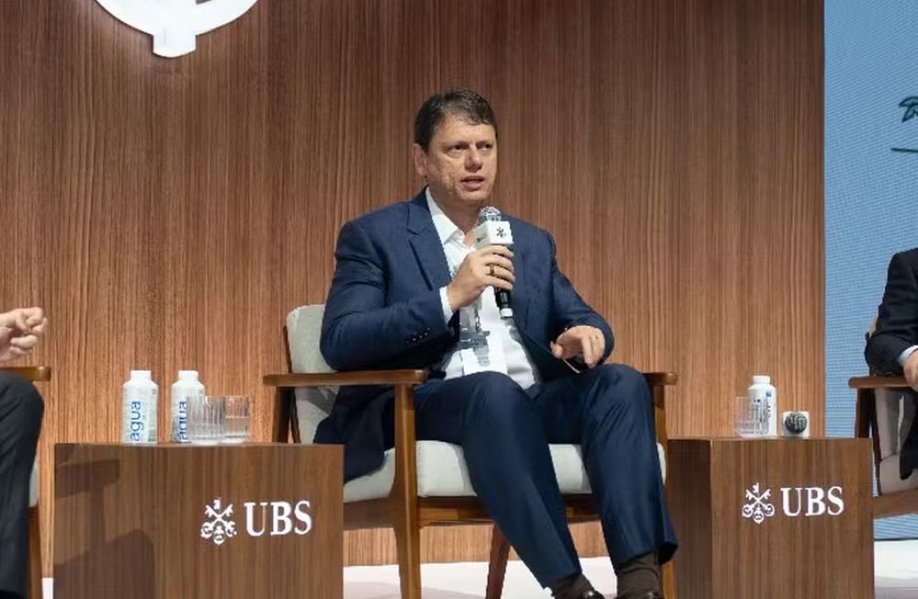 ‘Vamos livrar o Brasil do PT’, diz Tarcísio de Freitas sobre as próximas eleições