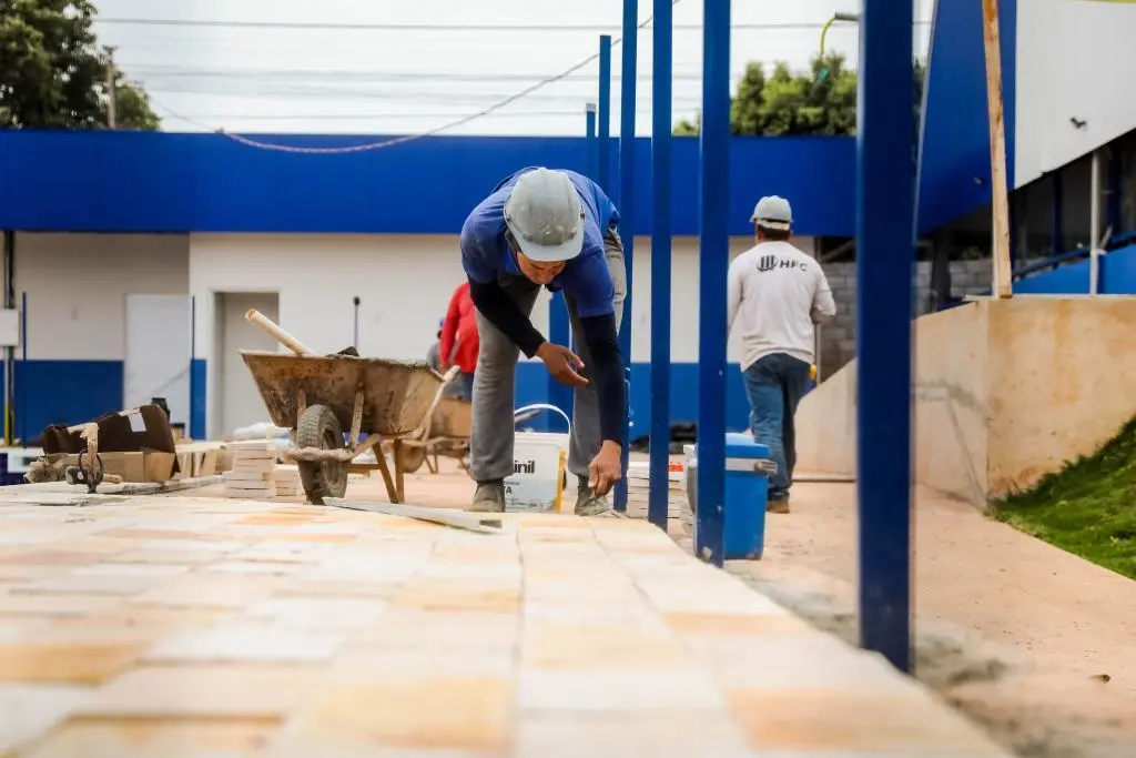 MT mantém redução do ICMS da cesta básica da construção civil em 2026