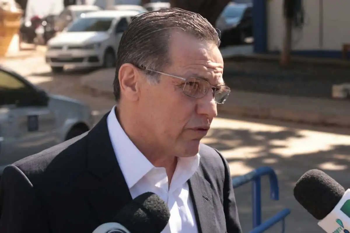 Justiça não localiza Silval para intimá-lo de decisão do STF