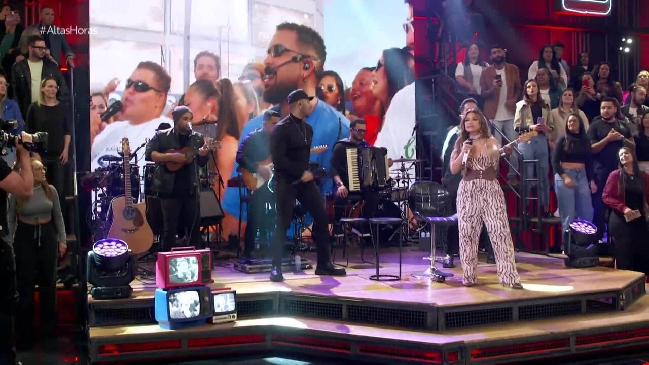 Simone Mendes faz show de gravação do novo DVD em Brasília