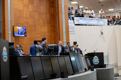 Sob liderança de Max Russi, Assembleia aprova RGA histórica para servidores estaduais