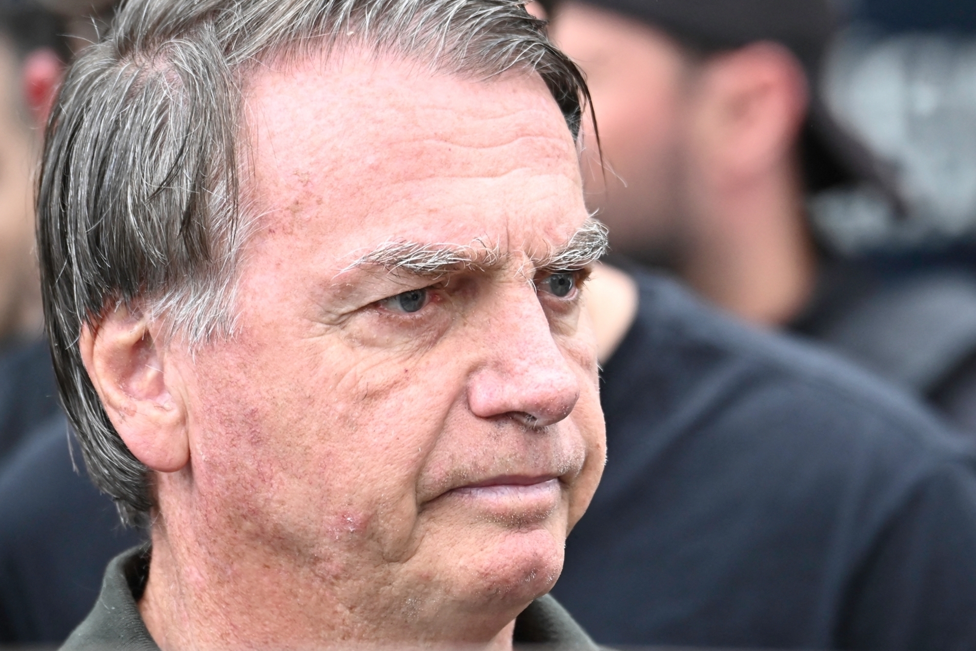 PGR nega TV, mas autoriza visita religiosa e leitura para Bolsonaro