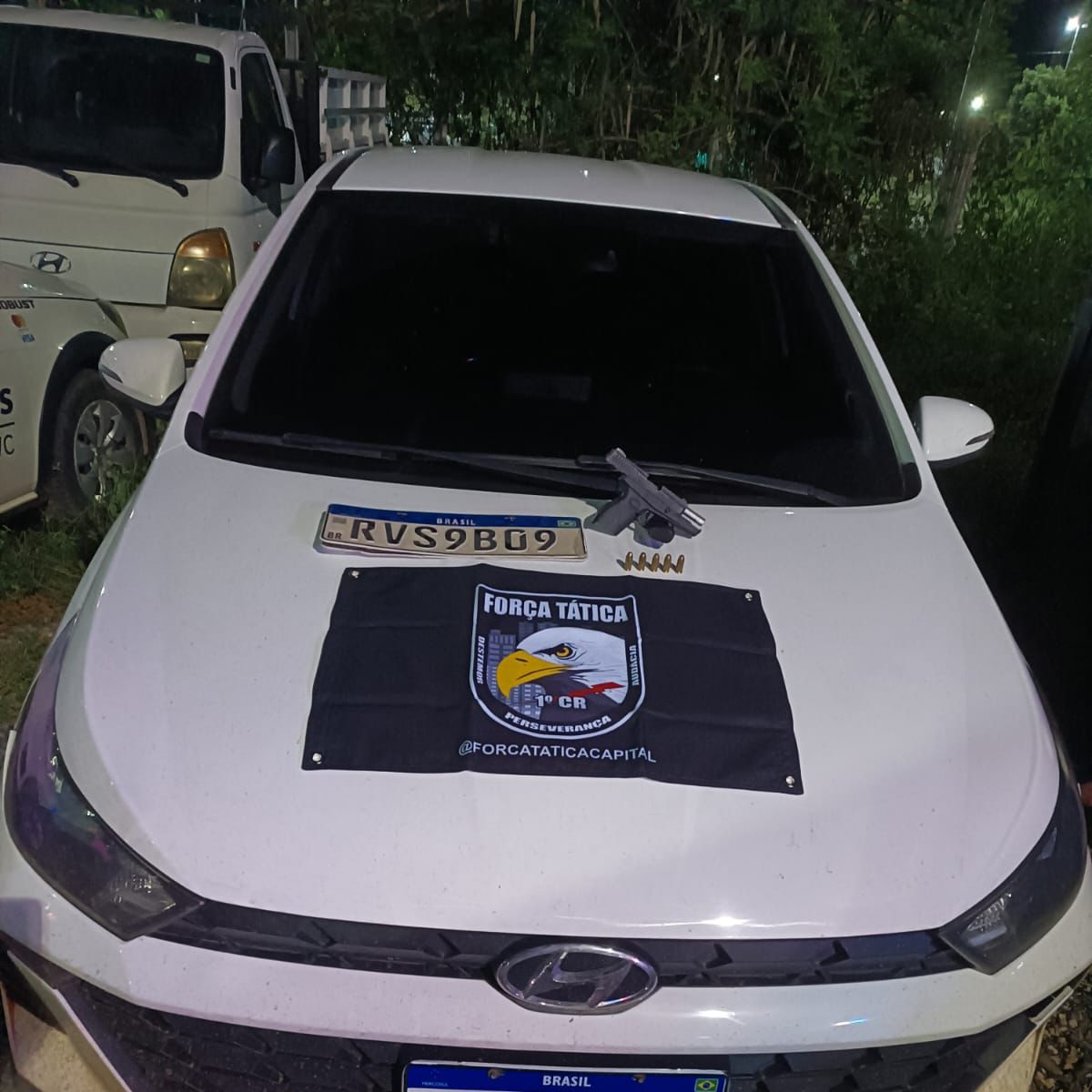 Força Tática prende homem com pistola e recupera veículo em Cuiabá