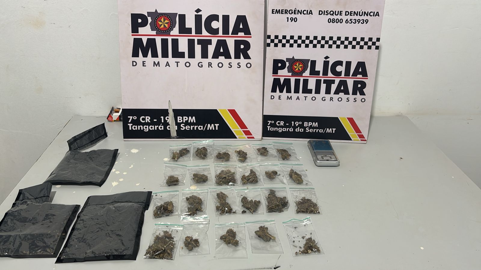 Homem é preso pela Polícia Militar com porções de maconha skank em Tangará da Serra