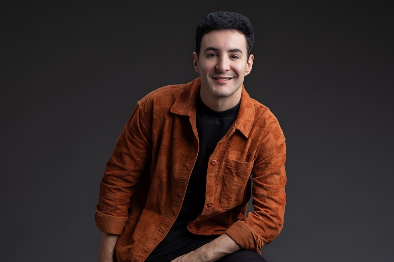 Leandro Borges quebra a perna e passa por cirurgia de emergência