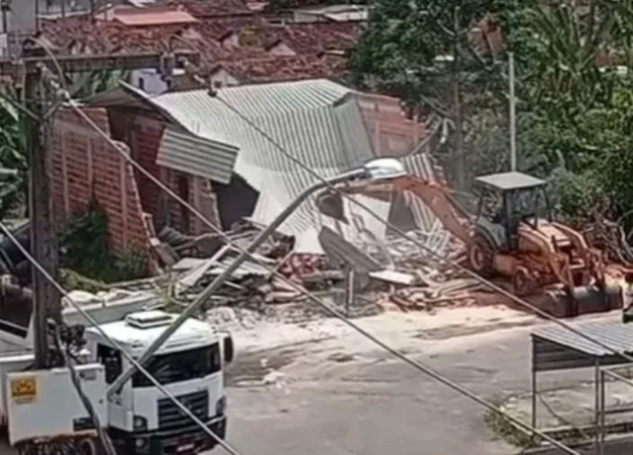 templo da Assembleia de Deus em Camaçari é demolido