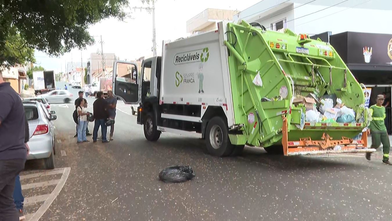Motorista na contramão é preso após atropelar e matar mulher