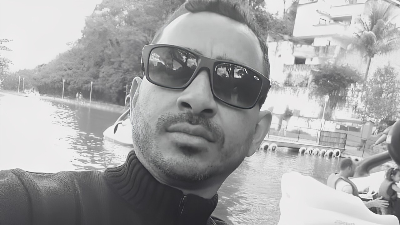 Homem que ficou com cabeça atolada no barro morre em João Pinheiro