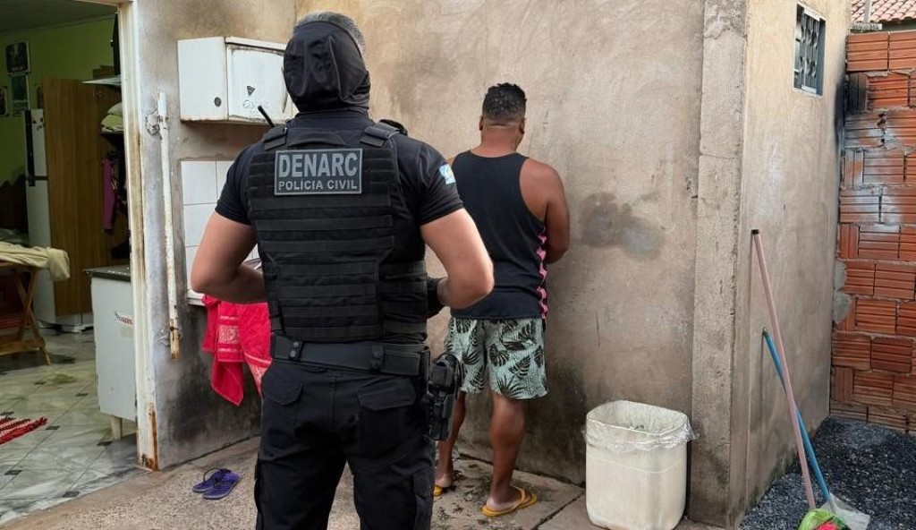 Operação da Polícia Civil desarticula grupo especializado em delivery de drogas em Cuiabá
