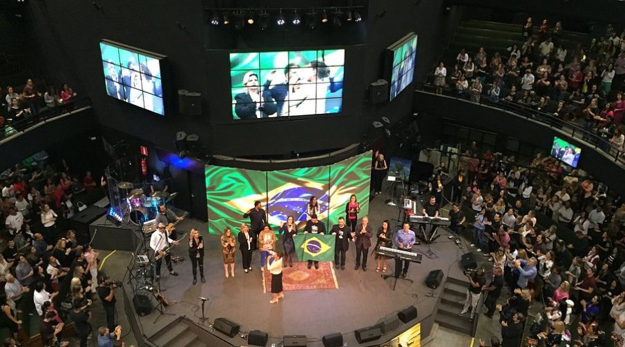 Lagoinha diz não ter ligação com investigações e afasta pastor