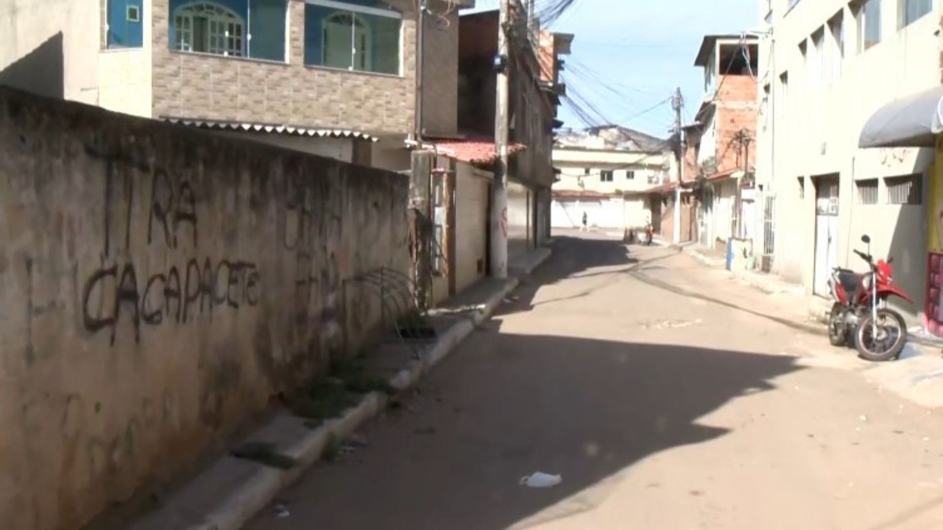 Mulher e homem em situação de rua são mortos durante ataque a tiros em ponto de droga, em Vila Velha