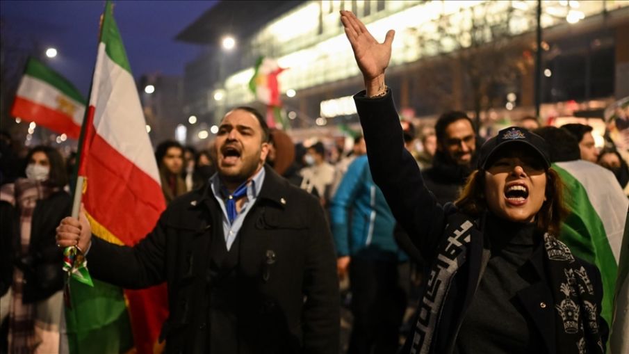 Repressão do Irã aos protestos resulta na morte de sete cristãos