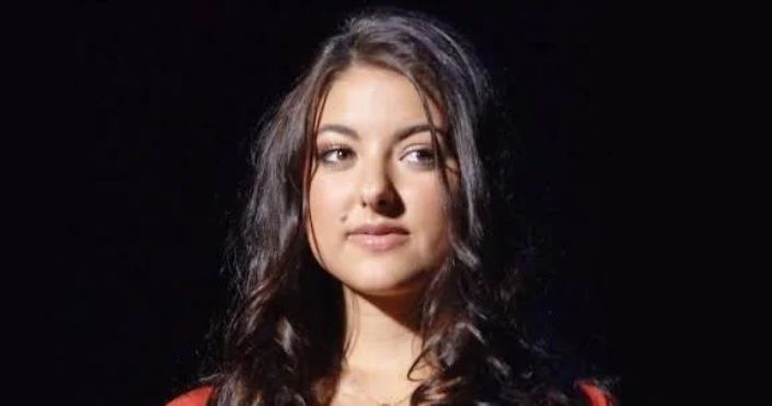 Stacie Orrico processa ex-empresário e gravadoras por abusos