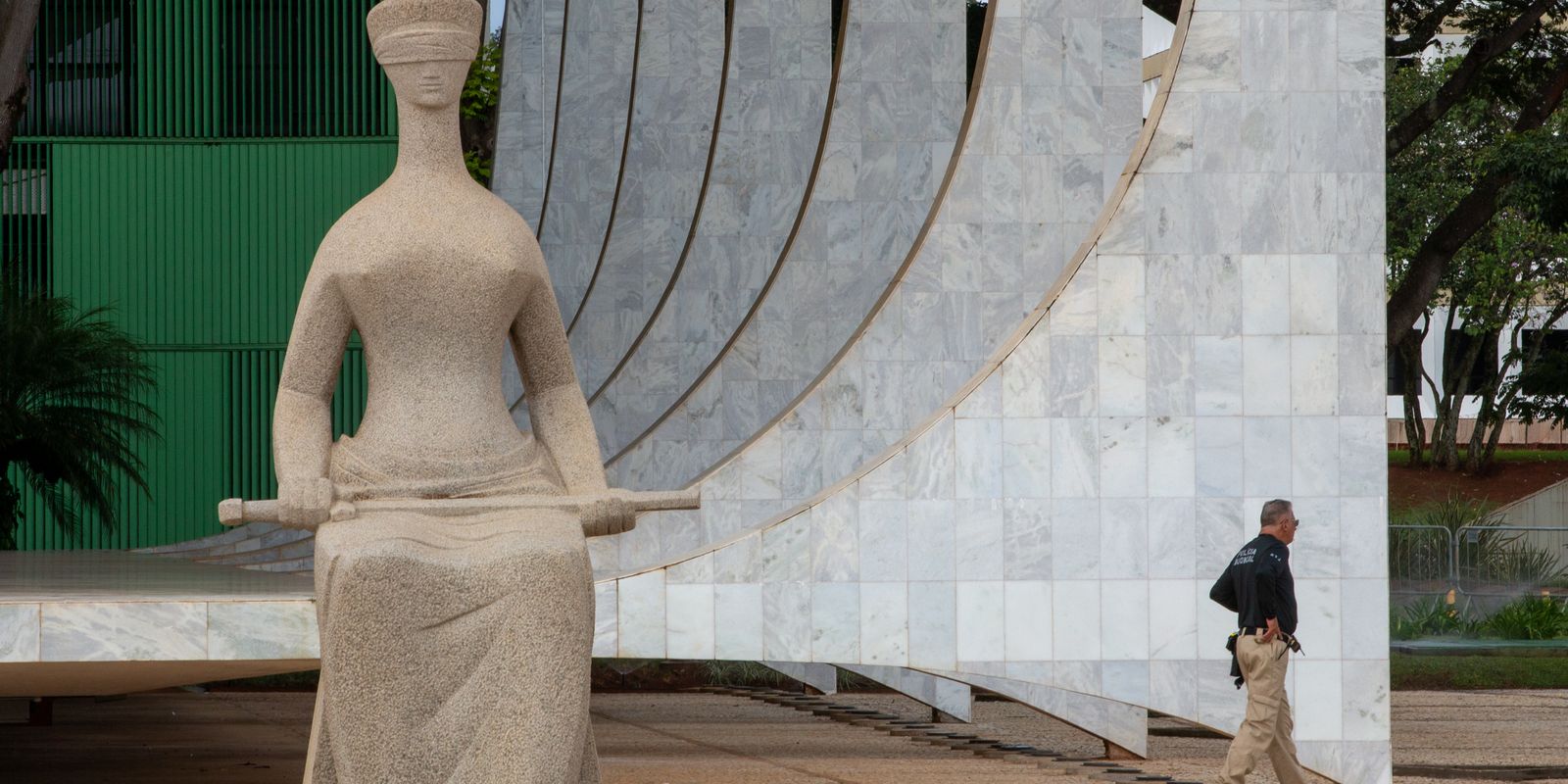 TJSP vai ao STF para anular decisão que suspende penduricalhos ilegais