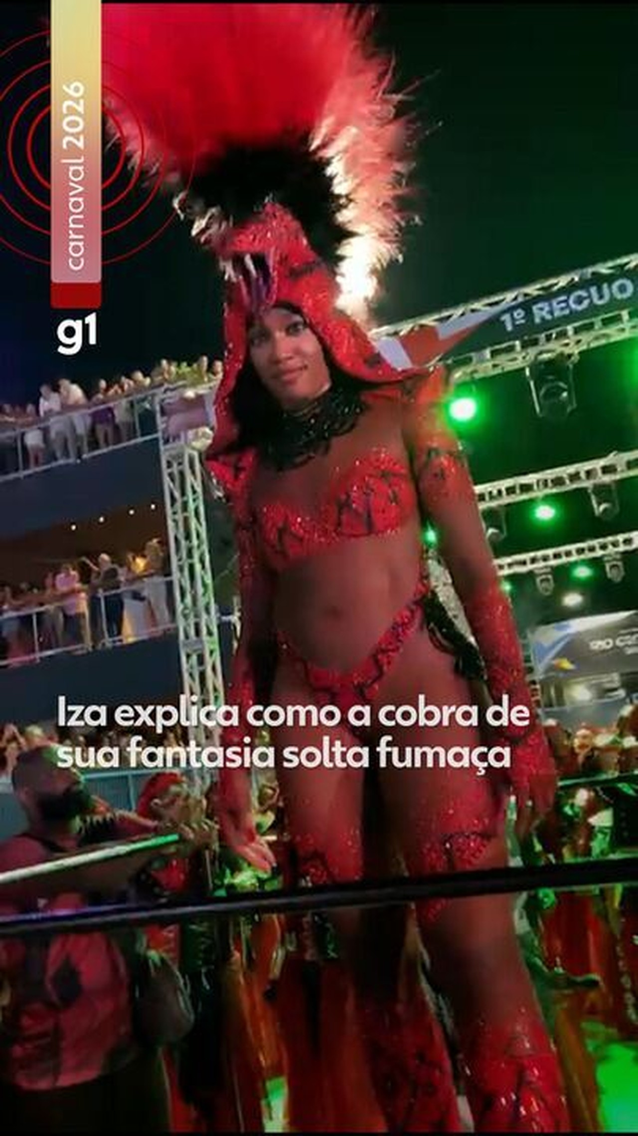 Iza mostra como ativa a fumaça da serpente na fantasia; entenda