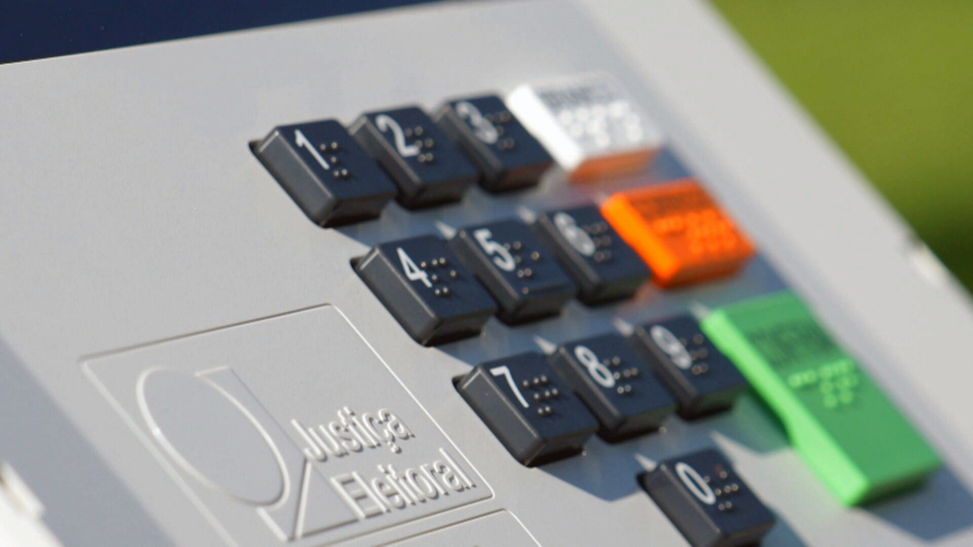 TRE do DF regulariza títulos de eleitor na Rodoviária do Plano Piloto até 14 de março; veja datas