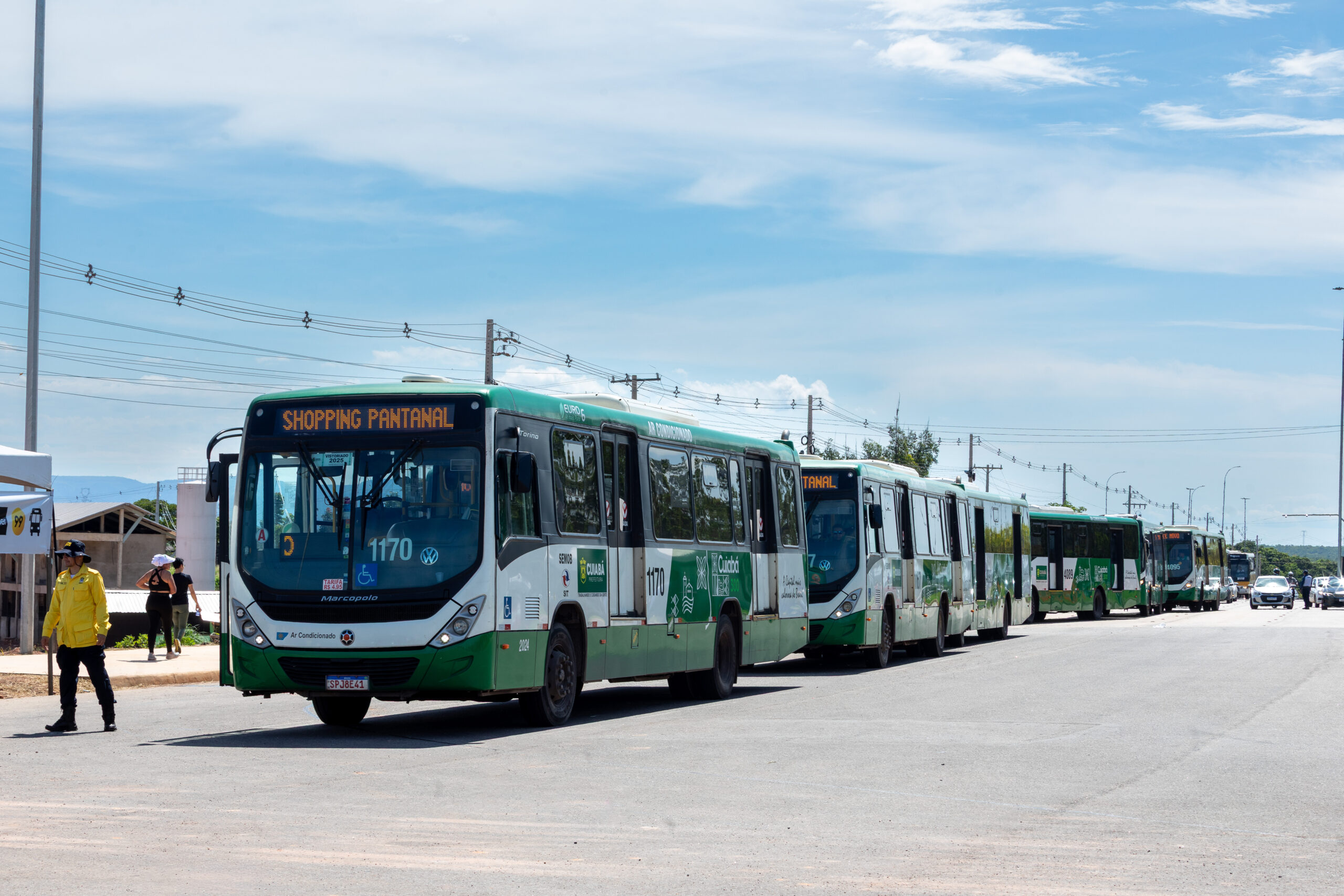 Ônibus disponibilizados para Corrida de Reis têm adesão de 9,4% da capacidade