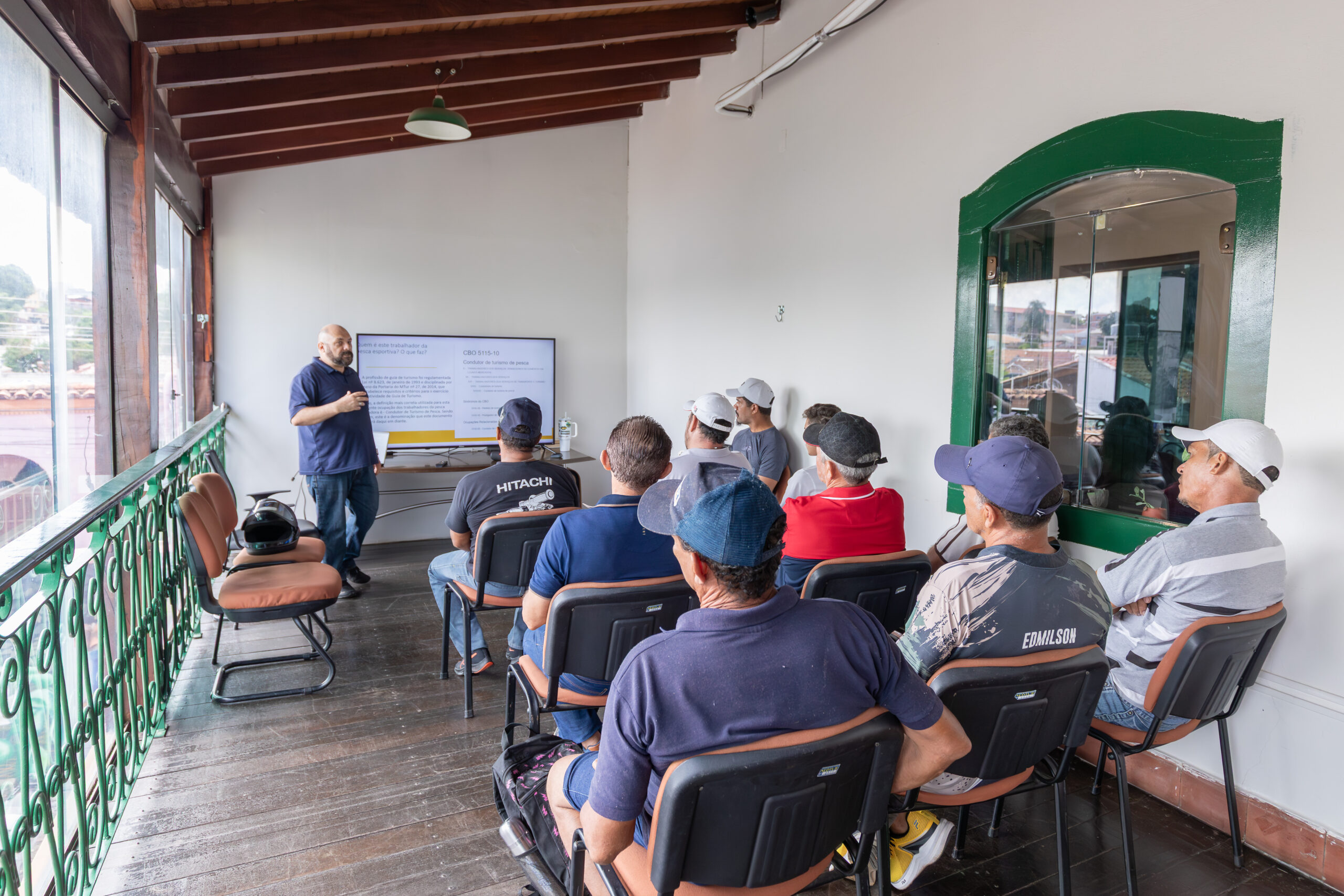 Pescadores recebem formação em condução de pesca esportiva e fortalecem turismo sustentável
