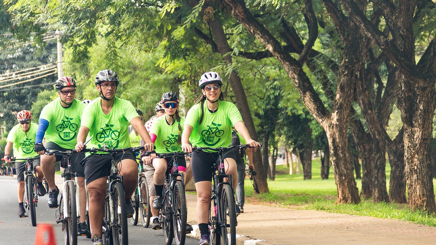 Estudo diz que exercício é tão eficaz quanto remédio e terapia