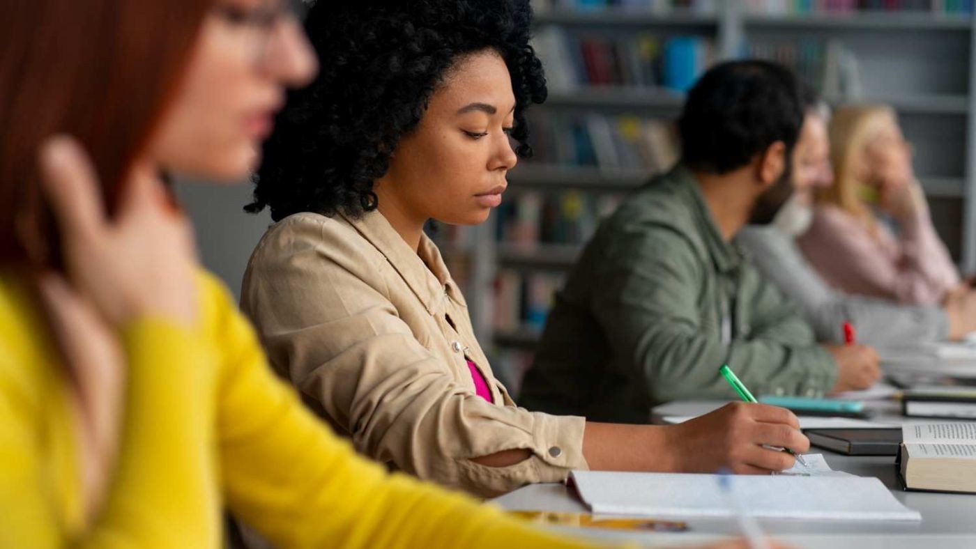 Olinda abre 530 vagas para cursos gratuitos de idiomas e tecnologia