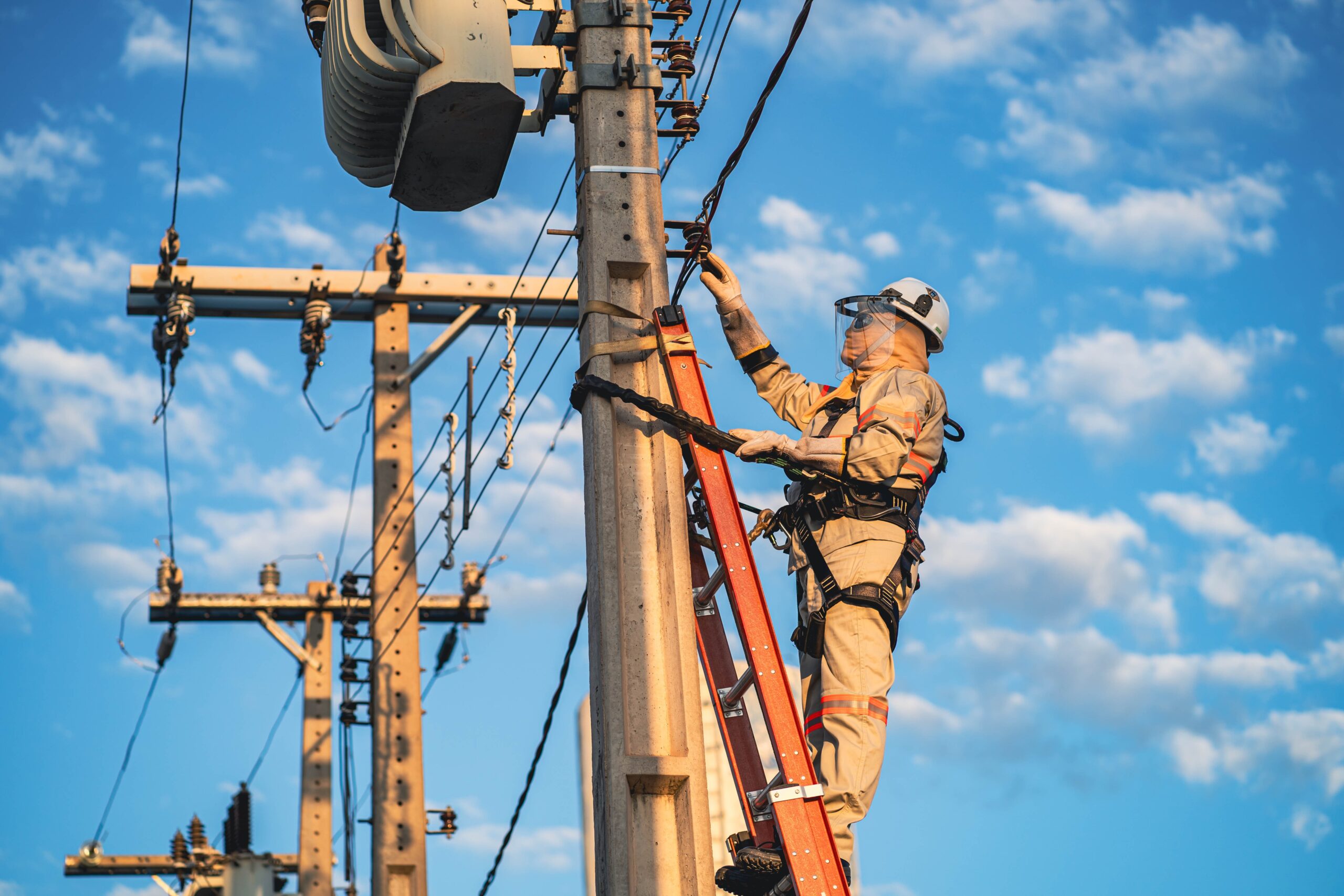 Por que a renovação dos contratos de energia pode beneficiar o consumidor?